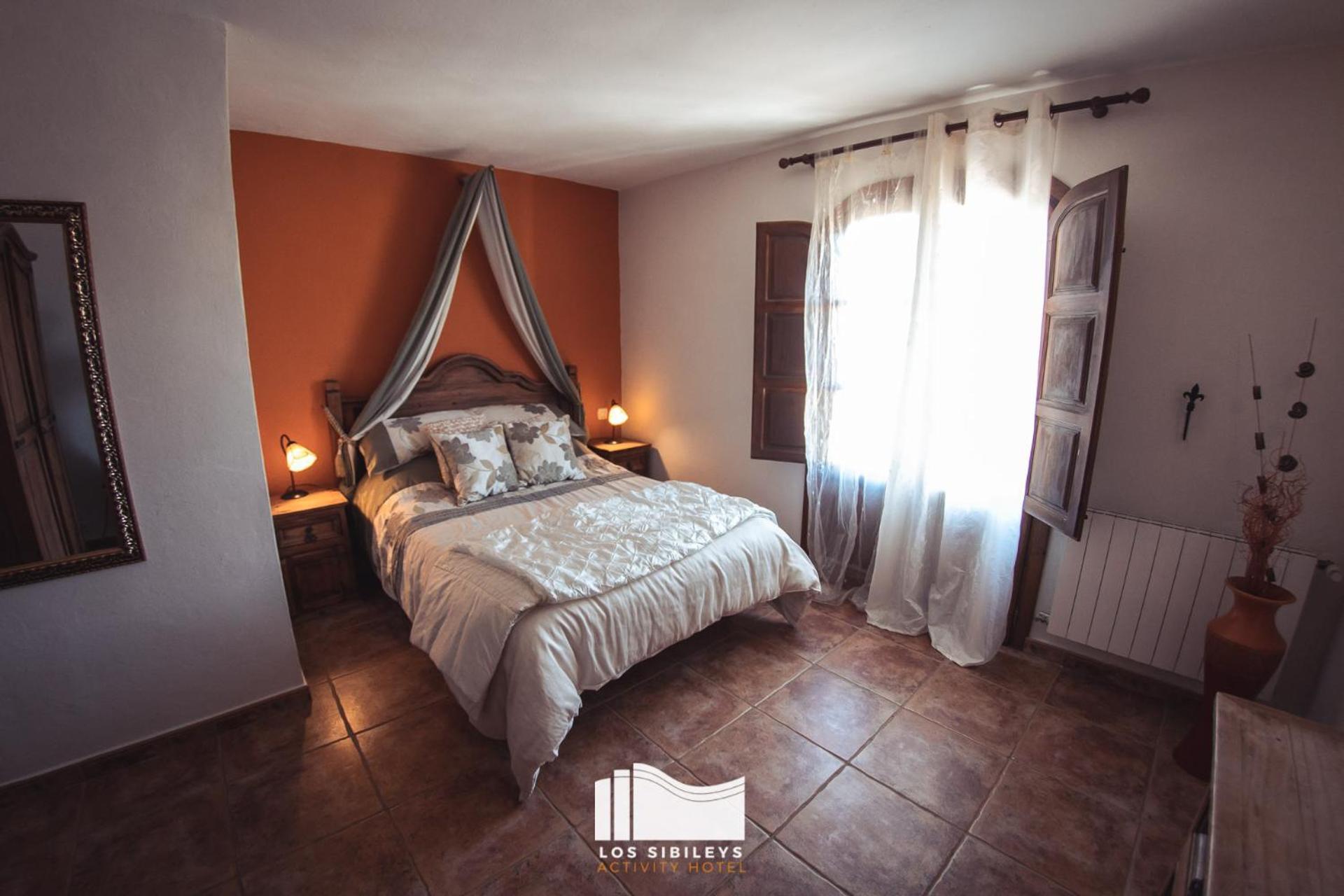 Hotel Los Sibileys Henares ภายนอก รูปภาพ