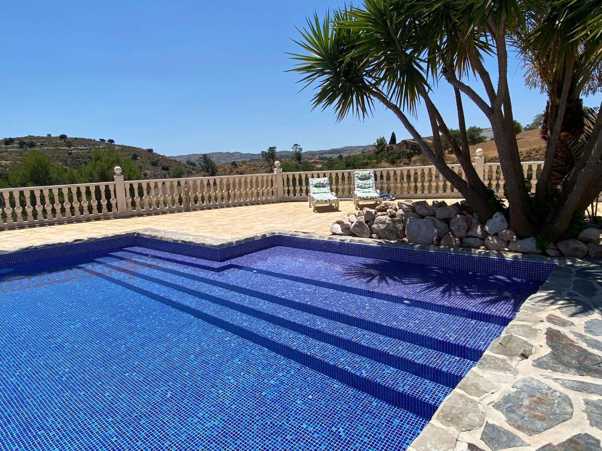 Hotel Los Sibileys Henares ภายนอก รูปภาพ
